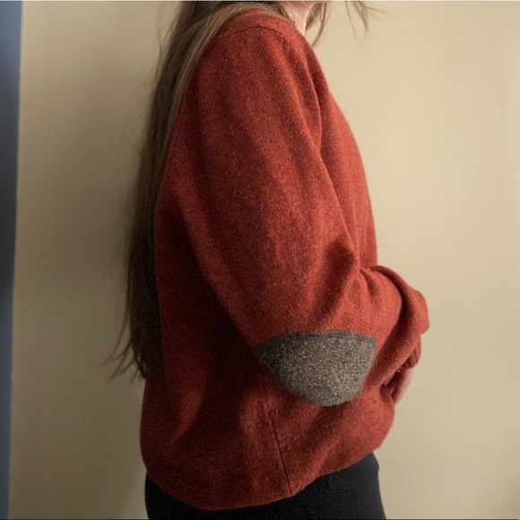 Black Brown 1826 V-Neck Sweater - Picture 2 of 4